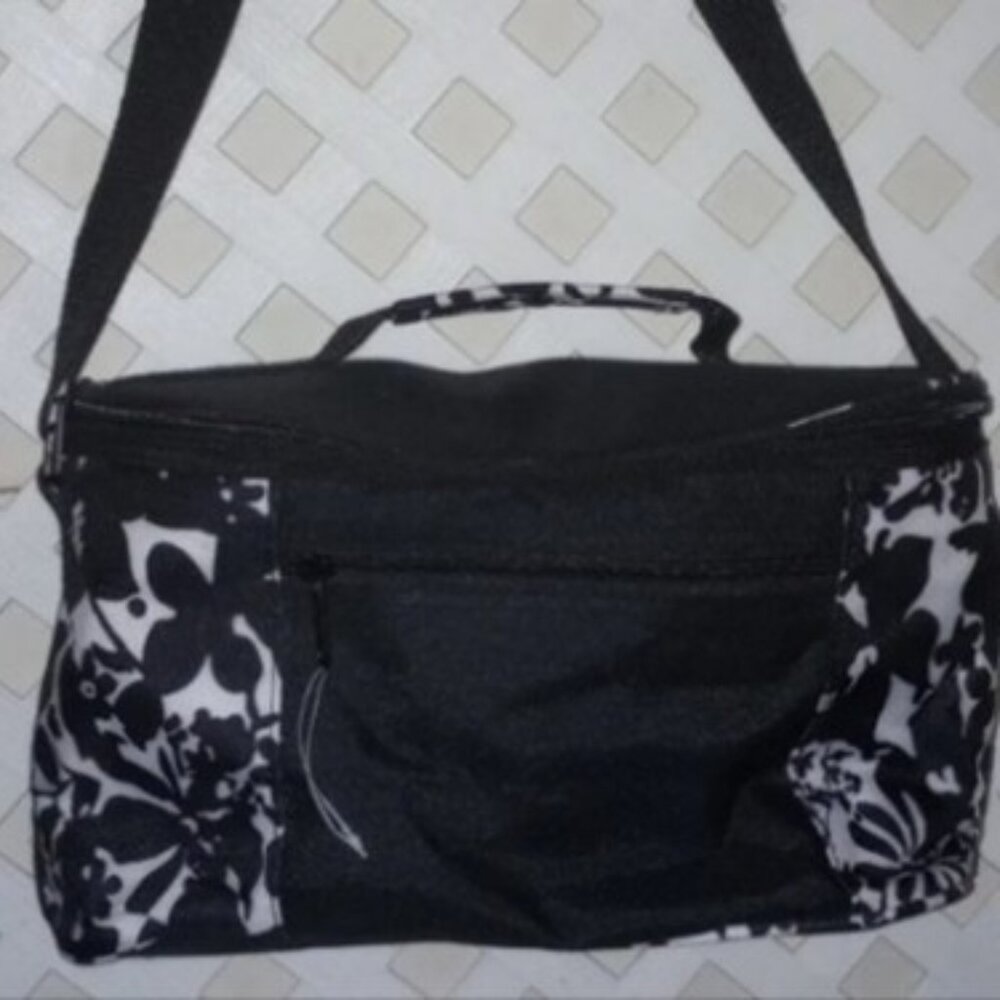 Black and White Picnic Bag with Untensils